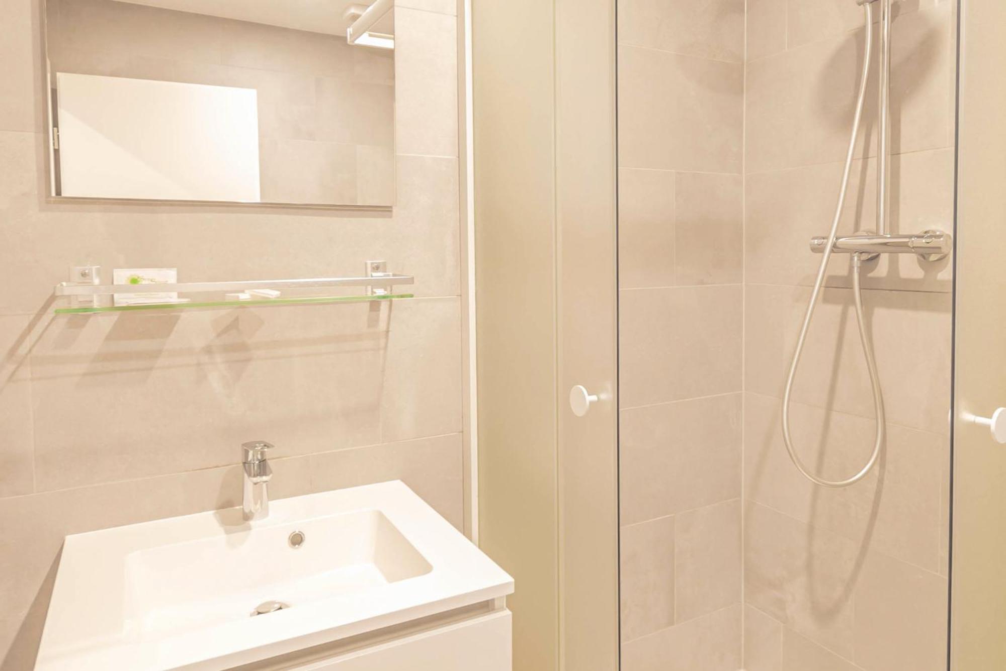 Esplanade Hotel ディーキルヒ 部屋 写真